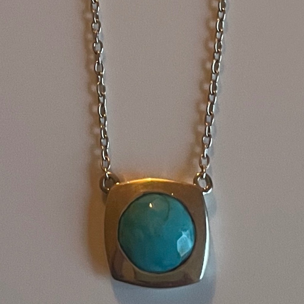 Turquoise Sterling Silver necklace NWT 18” chain